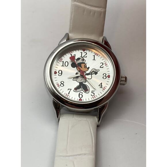 Disney Minnie Mouse Nurse Watch 26mm Heart Second Hand - New Battery - Picture 6 of 7